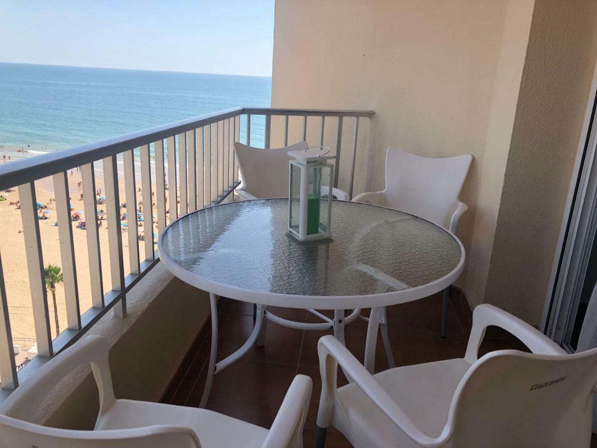 Apartamento La Mar De Cerca. Terraza Vistas Mar. 1ª Linea Playa كاديز المظهر الخارجي الصورة